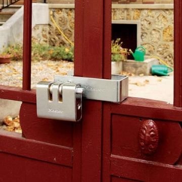 695EURD - KHÓA CÀNG NGANG 90MM MASTER LOCK