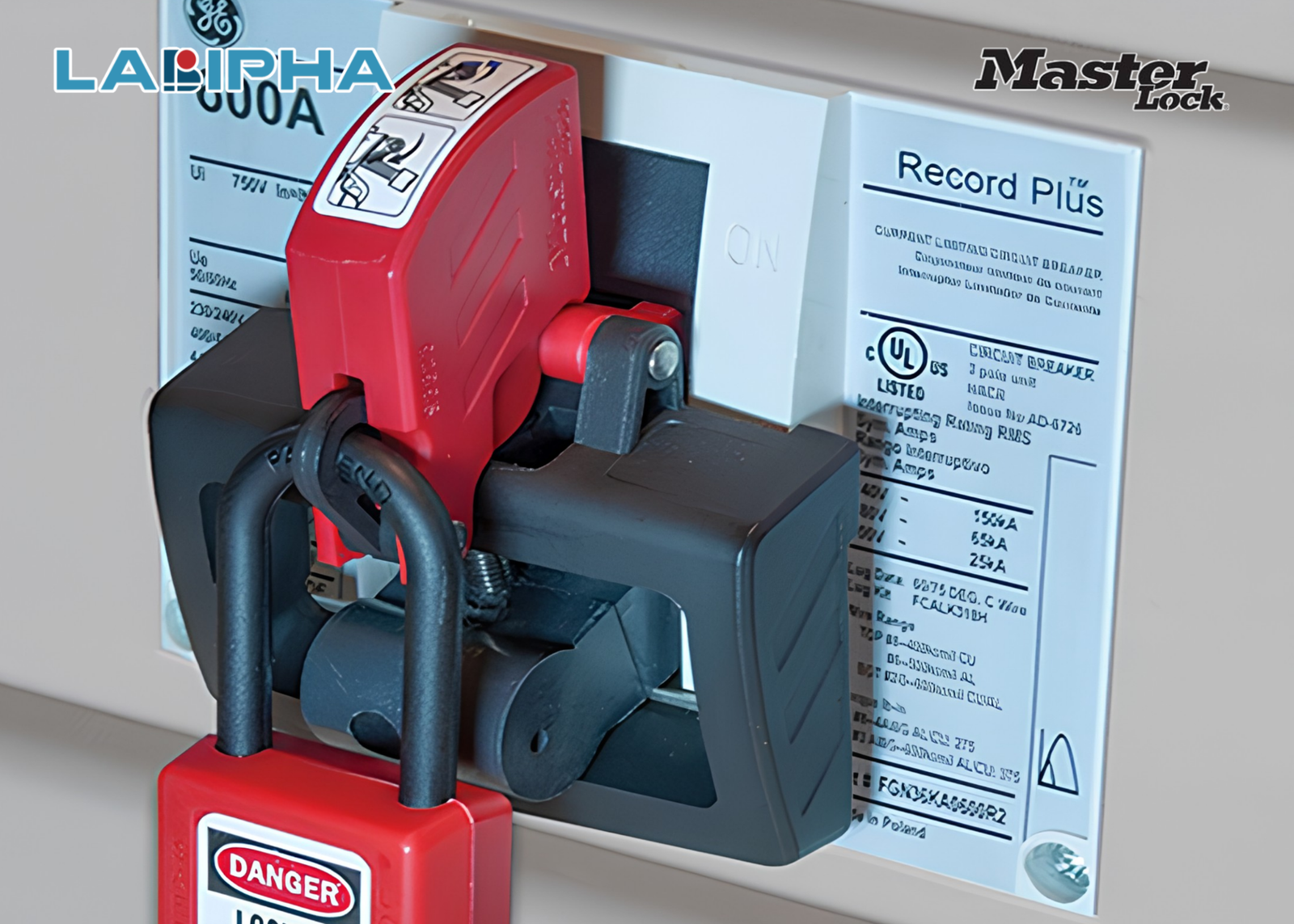 Khóa CB Điện Master Lock S3823